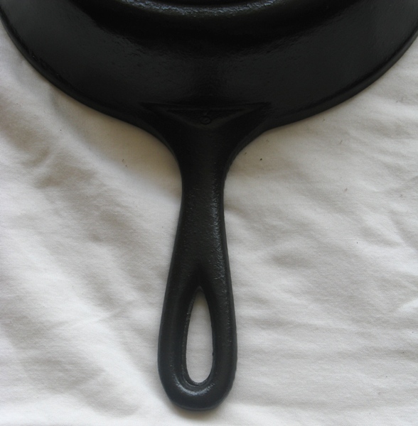 1983 Lodge 5 Skillet Handle Bottom View